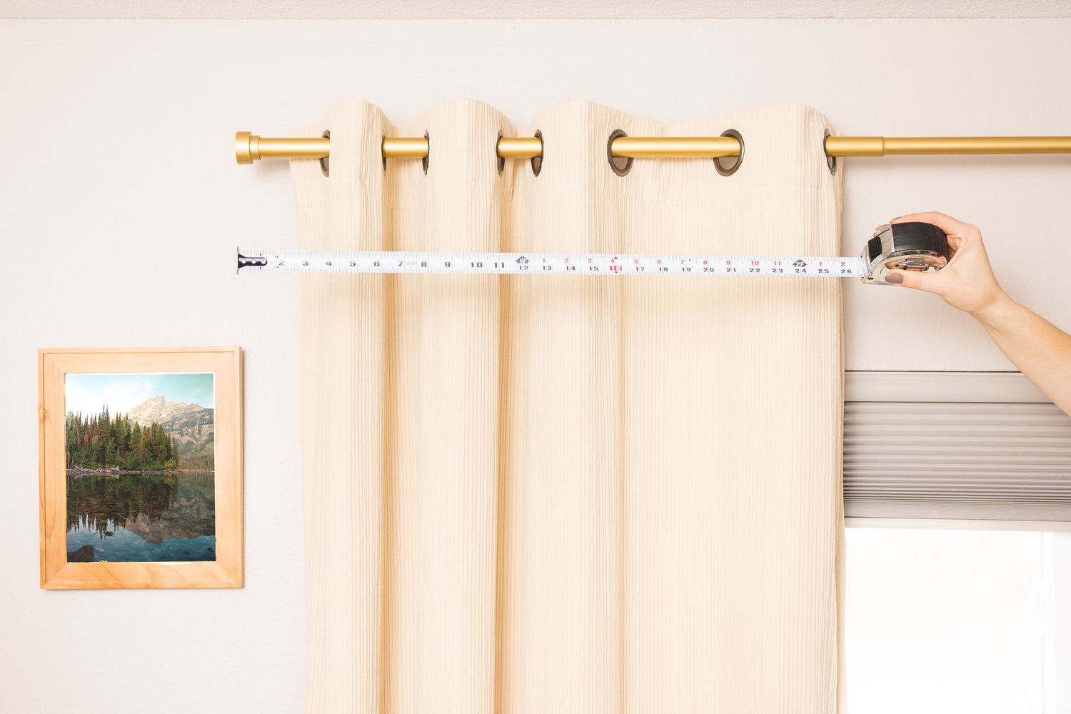 Beyond the Basics: Innovative Uses for Curtain Hooks in Home Décor How do I safely install curtain hooks on different wall types?